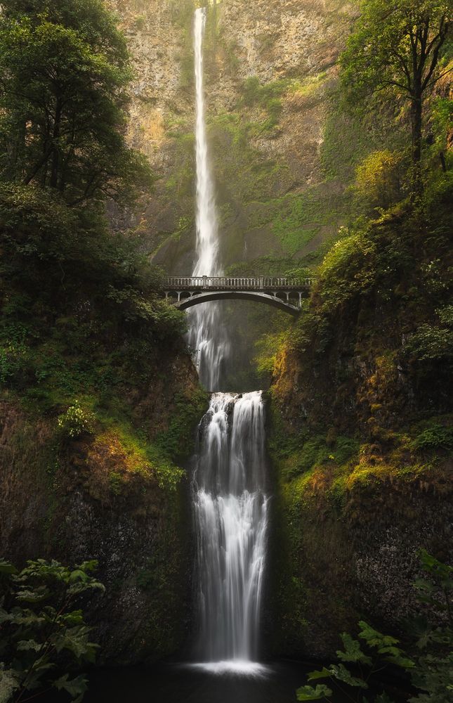 Multnomah falls in Oregon