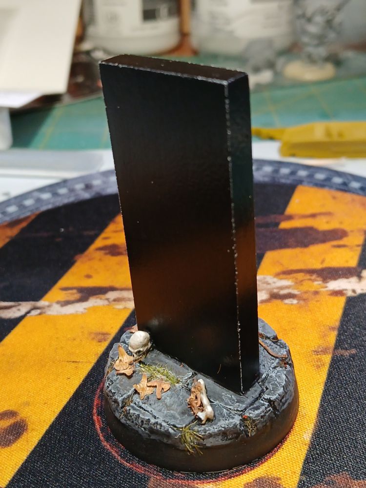Painted "monolith" objectives marker from Dragon Forge Design, complete with movie femur!