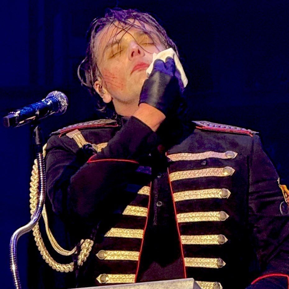 Gerard Way onstage at #mcrsf 2025