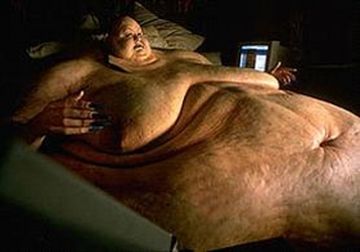 A screenshot from the movie "Blade" of the impossibly fat vampire named Pearl