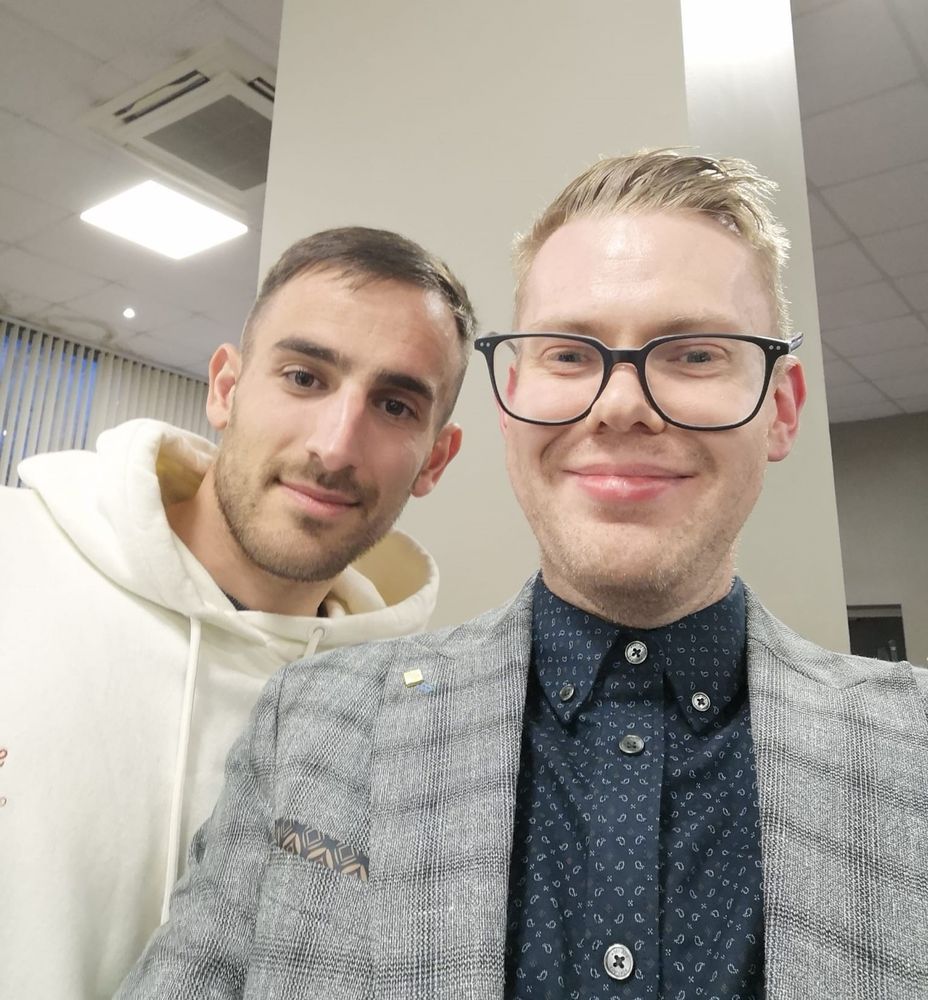 A selfie of me with Pol Valentín at SWFC's 2023/24 kit sponsors' dinner.