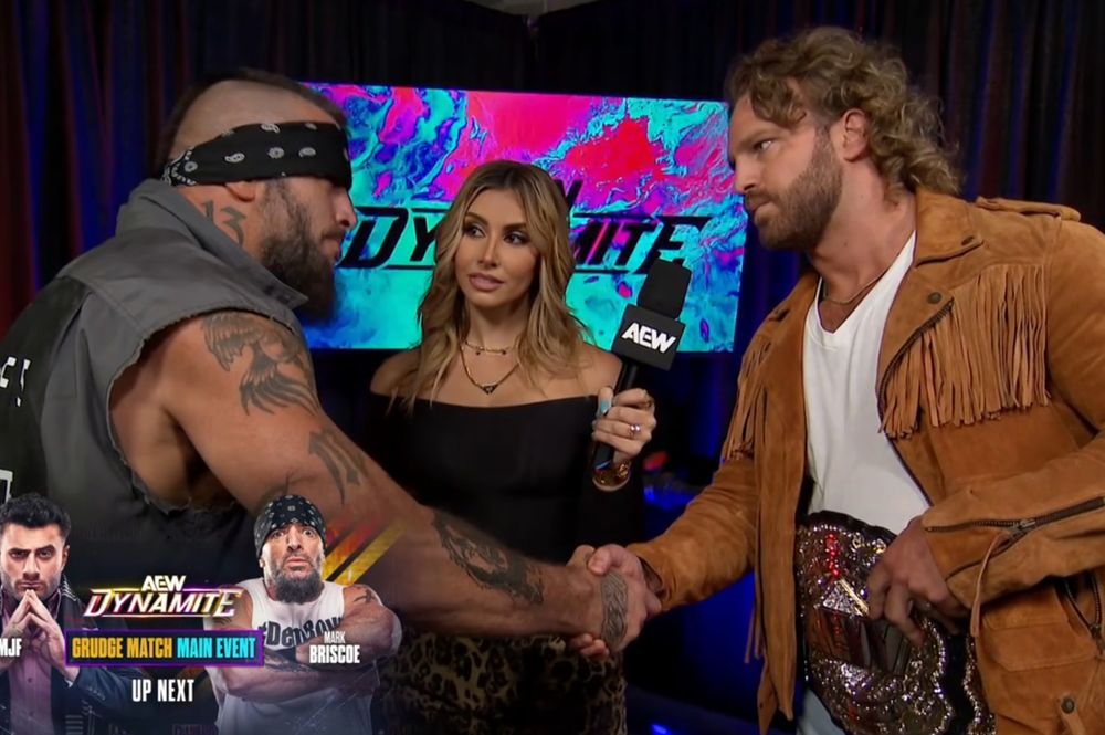 Mark Briscoe shakes 'Hangman' Adam Page's hand on #AEWDynamite #AEW