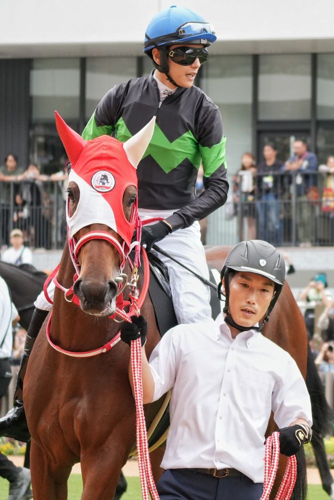 ナオミライトニングと坂井騎手