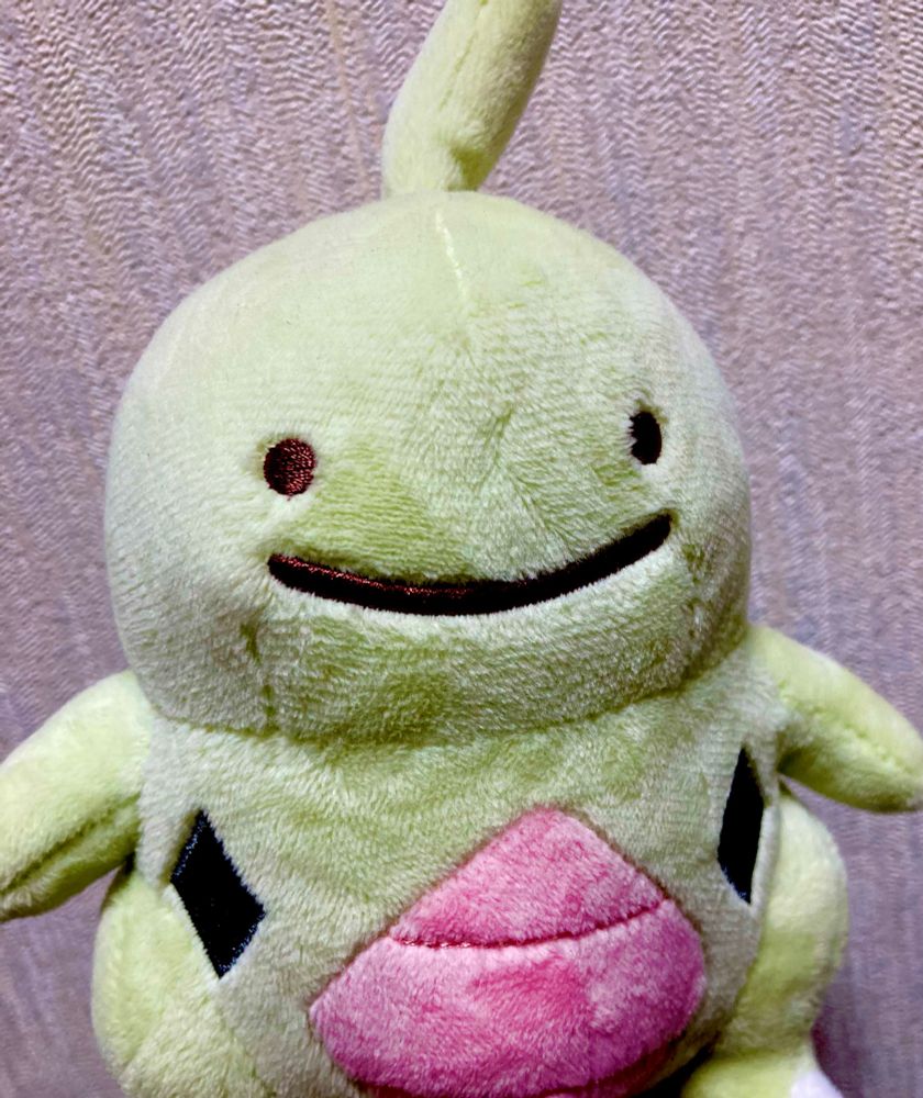 メタモンがヨーギラスに変身しているぬいぐるみ