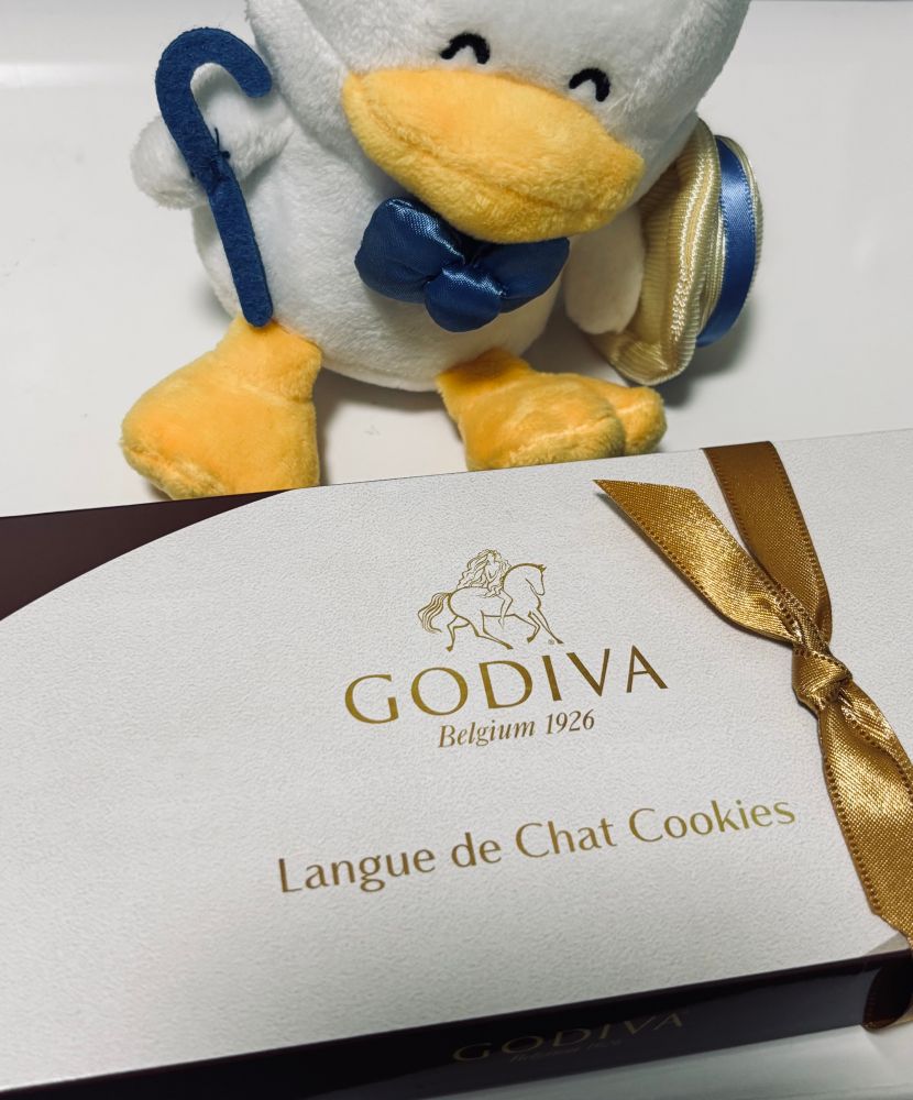 GODIVAのラングドシャとあひるのペックル