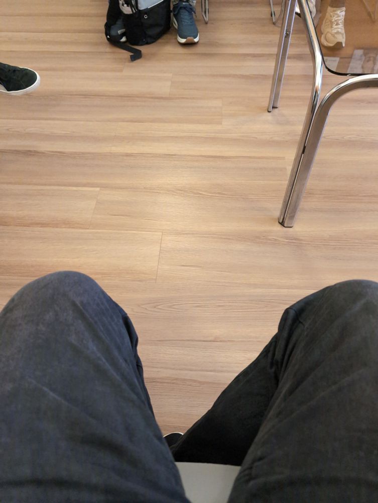 Wartezimmerfußboden