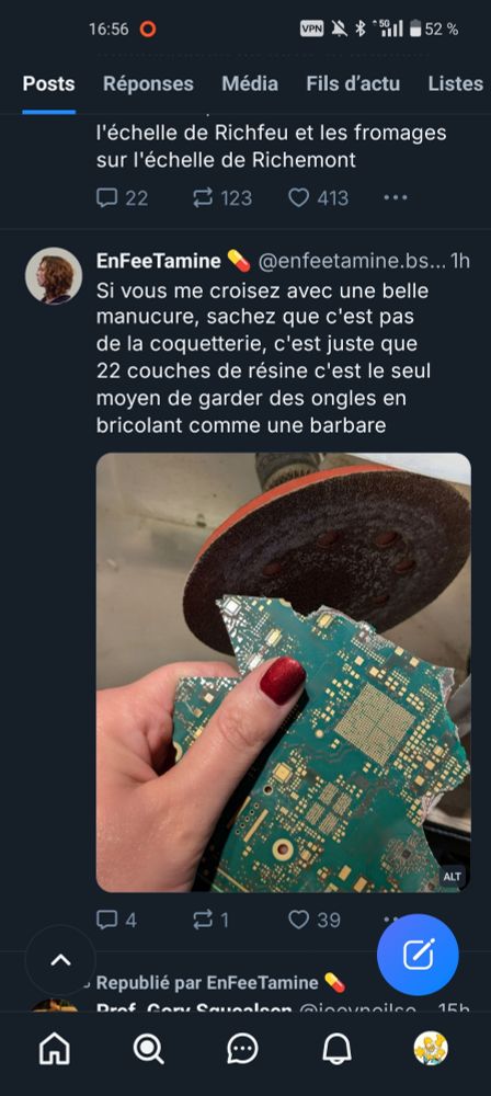 Main de @enfeetamine.bsky.social 