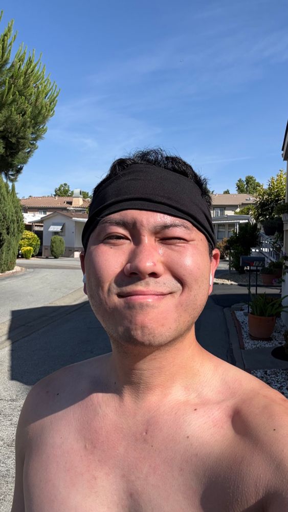 Jon Jeo being red asf cuz of tiredness and light sunburning