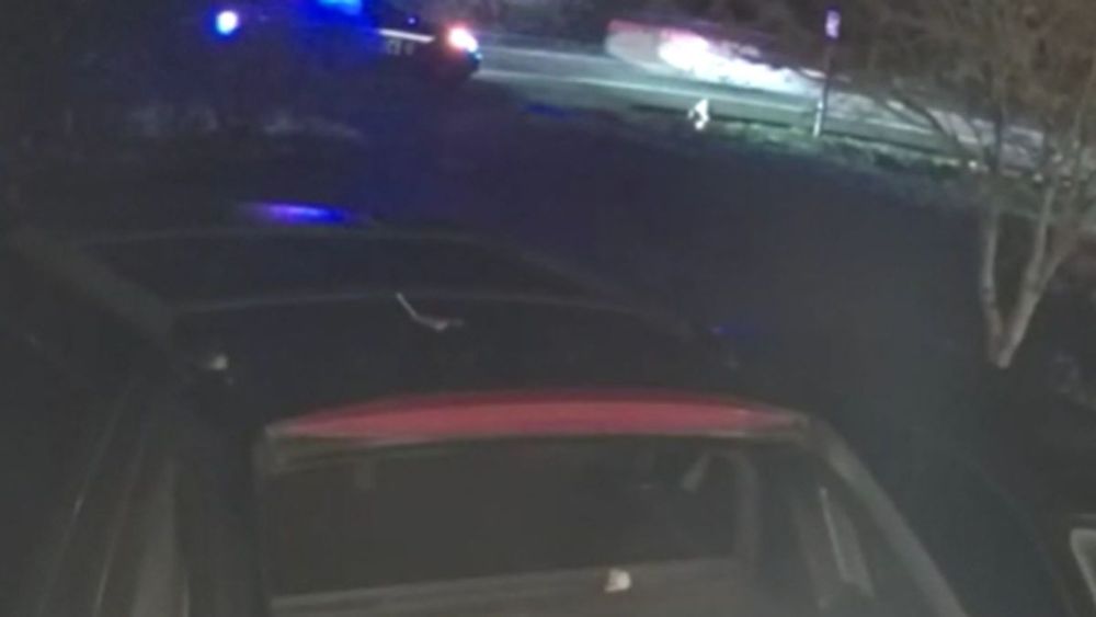 Security video: Seattle police arrest several teens accused of shooting at officers