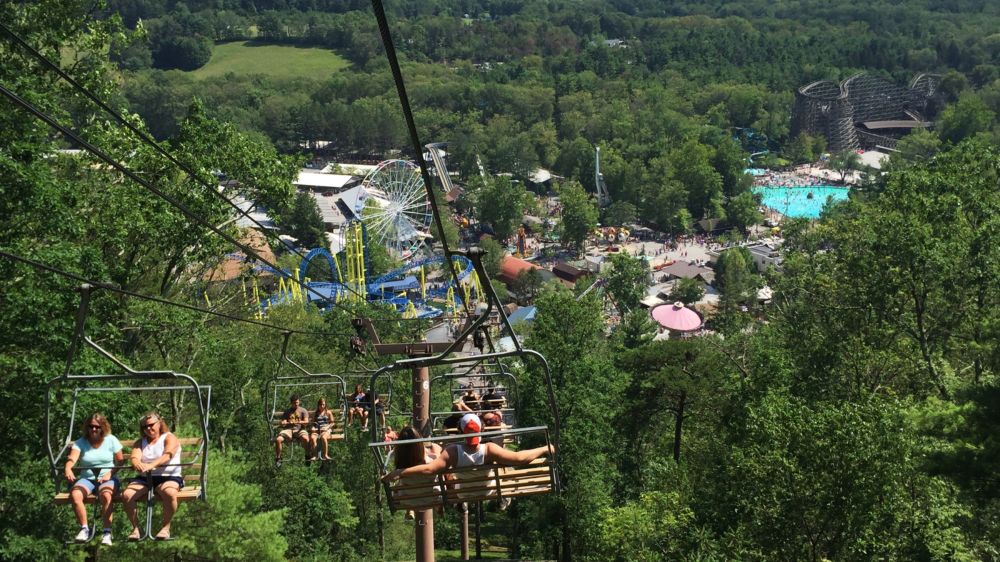 America's Largest Free-Admission Amusement Park Is A Thrilling Pennsylvania Mountain Beauty - Islands