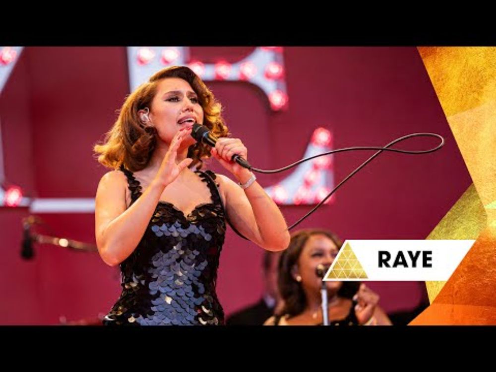 RAYE - I Know You're Hurting (Glastonbury 2025)