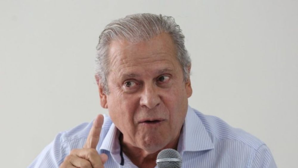 Zé Dirceu diz que PT precisa voltar a se posicionar de forma coerente com sua história