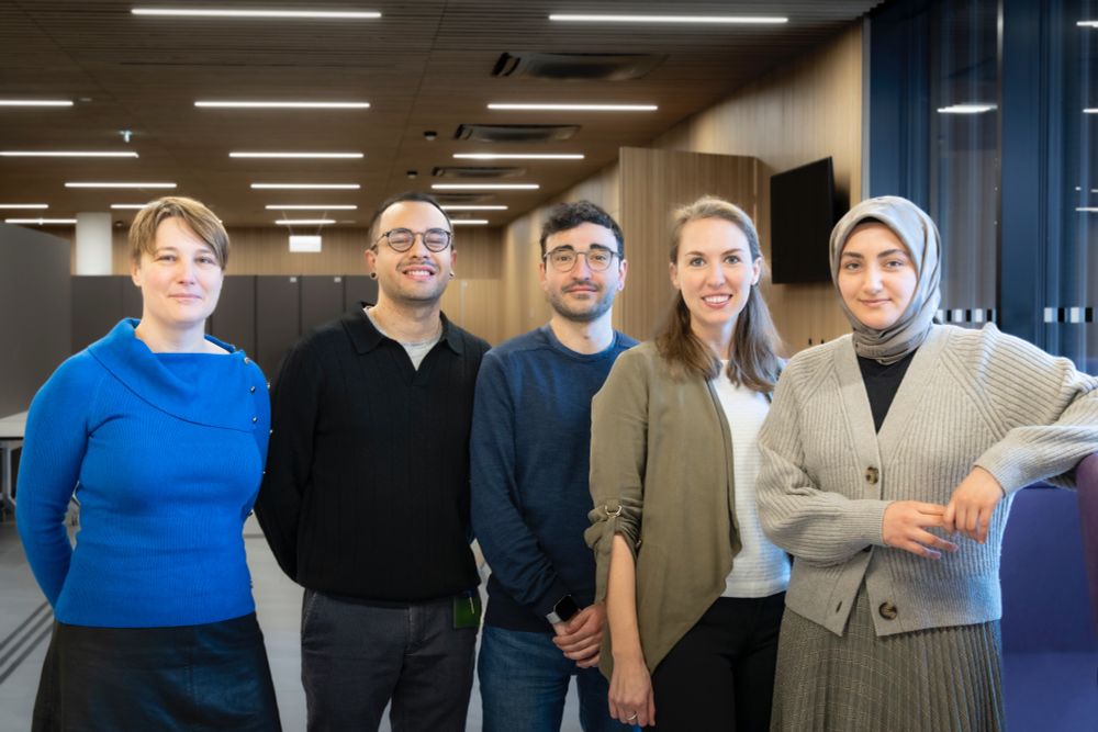 The authors from the Siegert group. From left to right: Sandra Siegert, Juan Pablo Maya-Arteaga, Alessandro Venturino, Verena Schmied and Medina Korkut-Demirbaş. © ISTA 