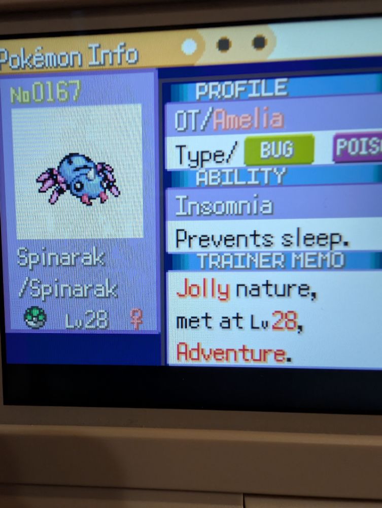 a photo of the summary screen for my new shiny spinarak, which is blue!