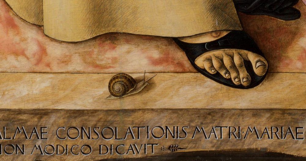 détail d'une peinture: un escargot prés d'un pied