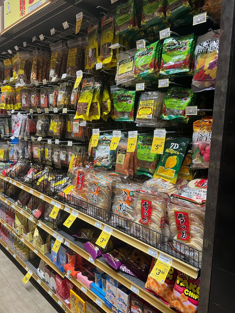 A section of the snacks aisle at the KTA Supermarket in Kealakekua, HI.