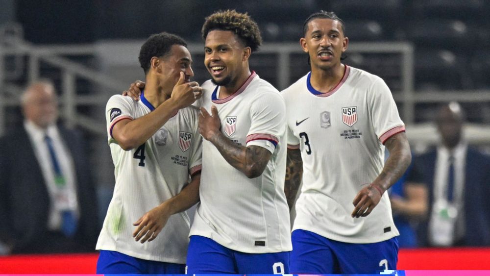 VIDEO: Tyler Adams scores outrageous long-distance GOLAZO in return to USMNT XI vs Mexico in CONCACAF Nations League final | Goal.com US