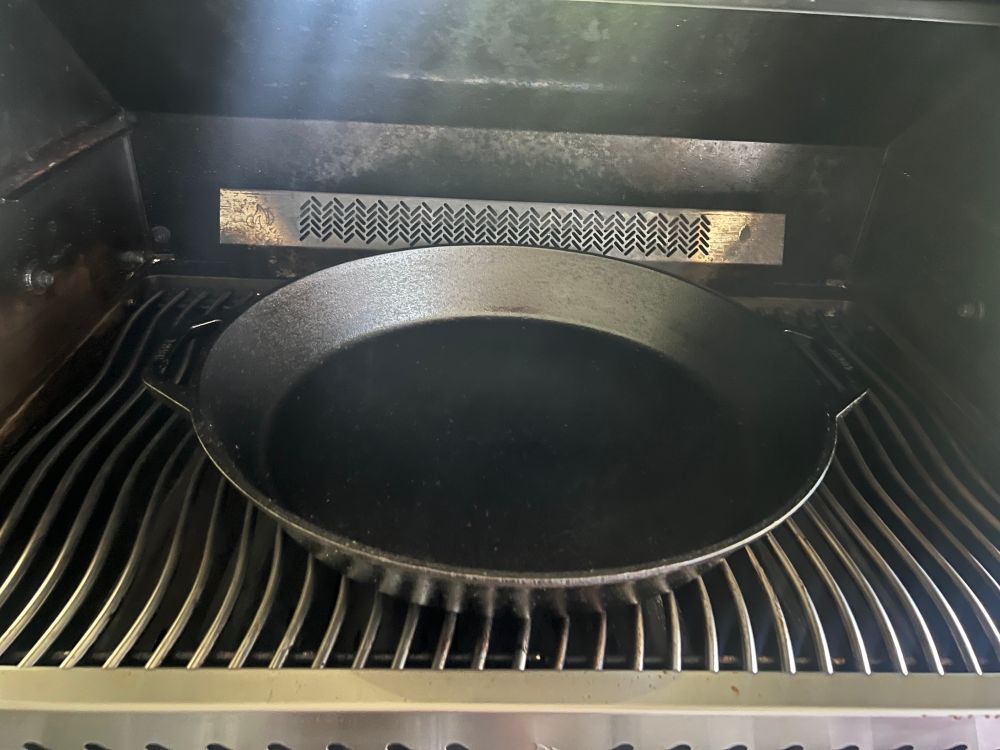 17 inch cast iron skillet 