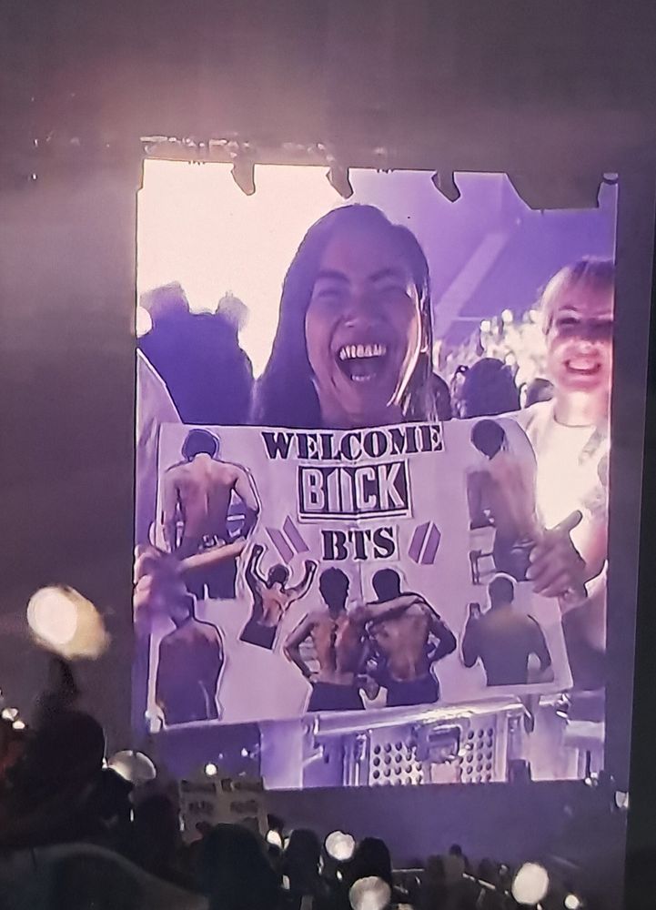 Welcome BACK BTS 💜 