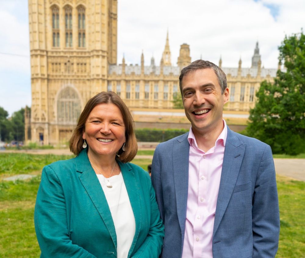 Greens MPs Ellie Chowns and Adrian Ramsay warn the party not to lose its identity by aligning too closely with Jeremy Corbyn and his supporters.