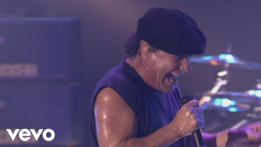 AC/DC - Thunderstruck (Live at the Circus Krone, Munich, Germany June 17, 2003)