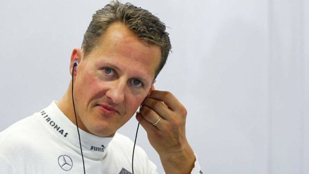 Schumacher vai a casamento da filha e é visto pela 1ª vez em público desde 2013