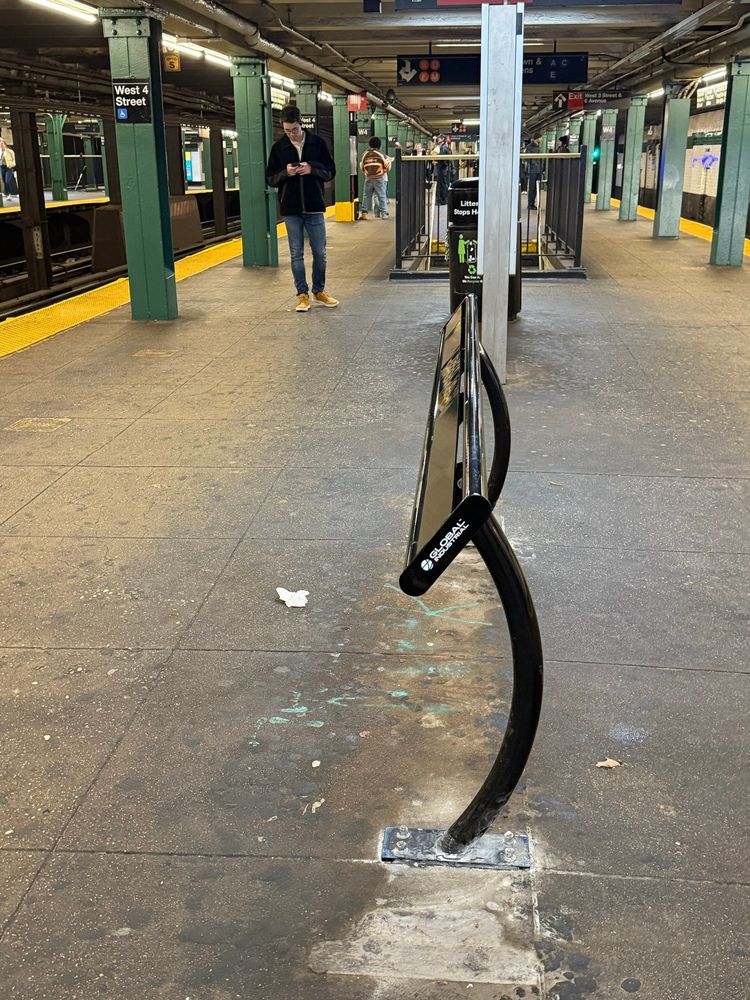Photo by Michael Li. Taken at the West 4th Street A/C/E southbound platform on March 16, 2025. 