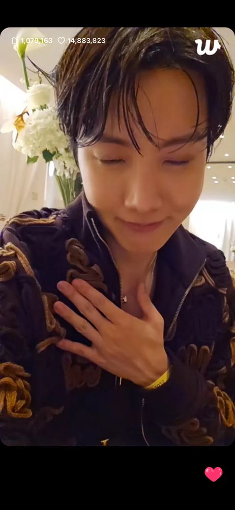 Hobi thanking us looking damn beautiful 