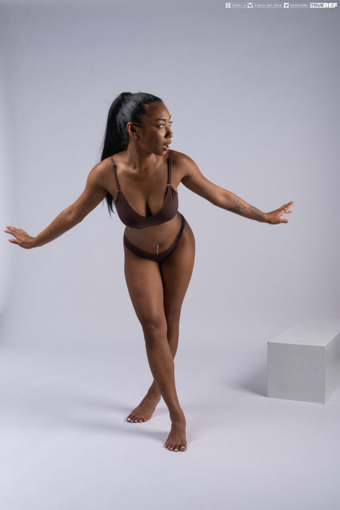 Pose reference of a woman in a fairy-like pose.