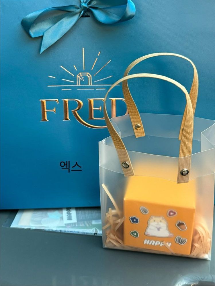 FRED Jewelry and HAPPY gift box