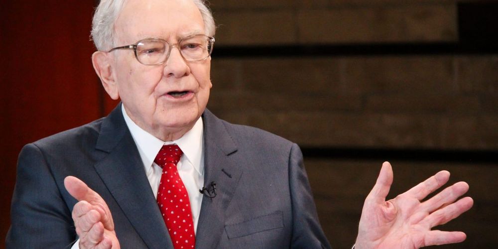 Warren Buffett’s Berkshire Hathaway Dumps Billions in Stocks