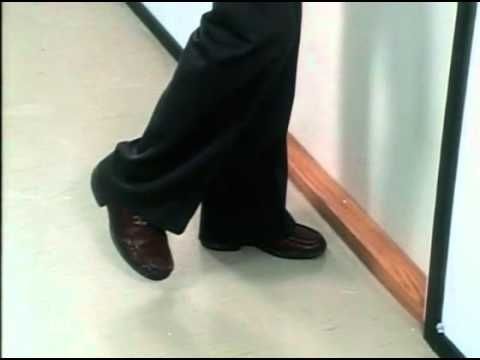 How to open a door - Finnish instructional video from 1979