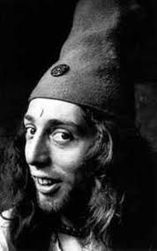 Steve Hillage of Gong looking like a pixie 
