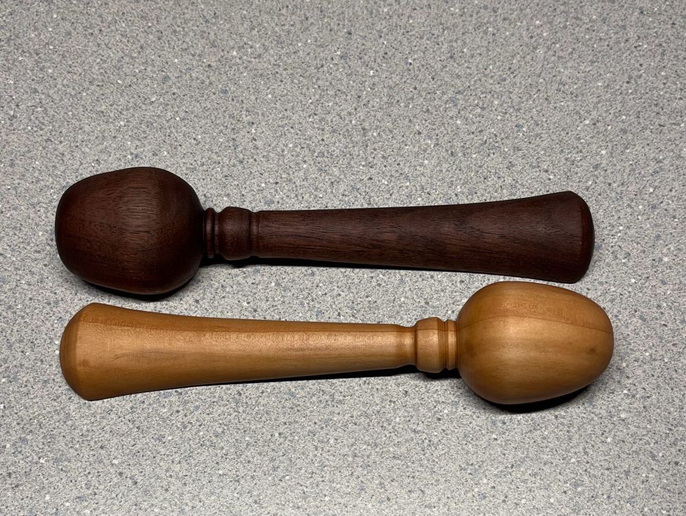 Back view of the Walnut and Pear scoops.