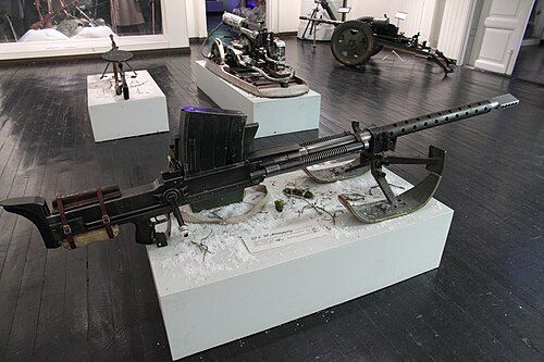  1 ⁄ 2 More details Finnish 20 mm Lahti L-39 anti-tank rifle. Note that this is likely 39-44 variant capable full-automatic fire based on the two additional recoil springs on both sides of the barrel. Photographed in Mikkeli Infantry museum.
