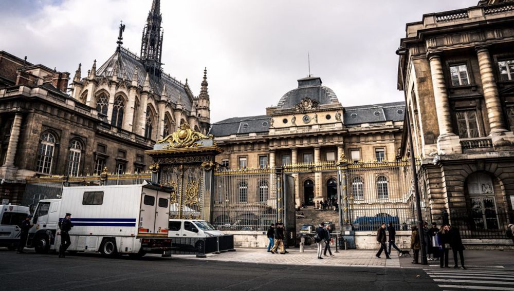 Marie-Laure Piazza devant le CSM : "le ministre a les mains sales"