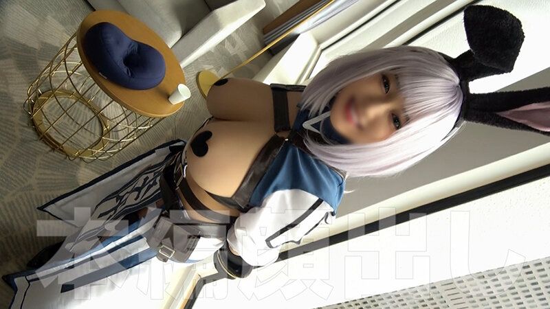 【セックス依存症の浮気メスは濃厚ベロチューとガマン汁が大好き！グラビアアイドル級美爆乳＆女子大生レイヤー 同人AV豪華2本立て！【Iカップ爆乳】【お嬢様】【アニメ声】【亀頭責めフェラ】【膣奥メッタ刺し】【延々雑魚アクメ】【不届きマ●コ】【唾も精子も飲みまくり】】
グラビアアイドル級美爆乳＆現役女子大生の最強レイヤー同人AVデビュー！
ファン感涙の人気レイヤーさんたちとの夢のコスプレ恋愛セックス詰め合わせ！

1人目は、学生時代は門限絶...