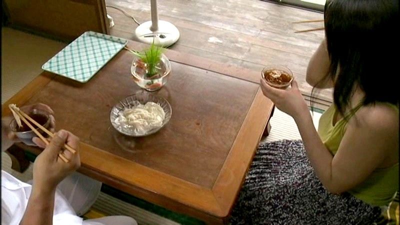 【大人の交際ポルノ 満たされた性生活を求む SEX好き男に嫁入りしたセックス大好き女】
出会い系で知り合った性欲旺盛の中年男と、色っぽい肉付きの女。初対面から意気投合した二人、SEXの相性も問題なし。結婚を前提に付き合い始めたのだが…人生の悲哀を知る男女の味わい深い官能の世界をナマナマしい映像でお届けします！