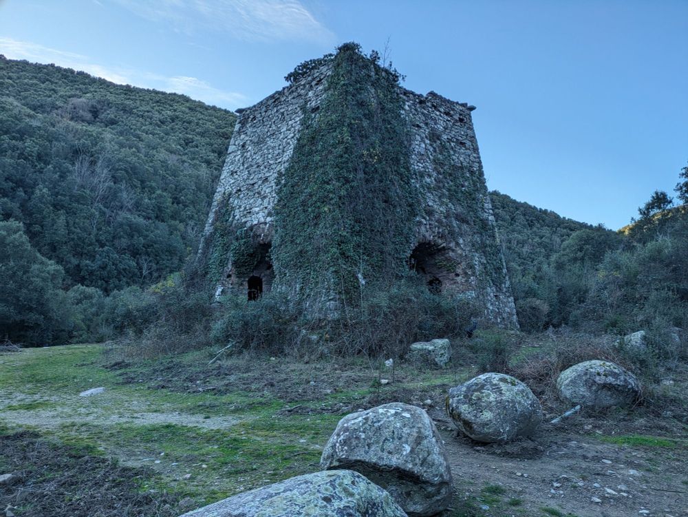 Haut fourneau a briques du temps de FORTEF