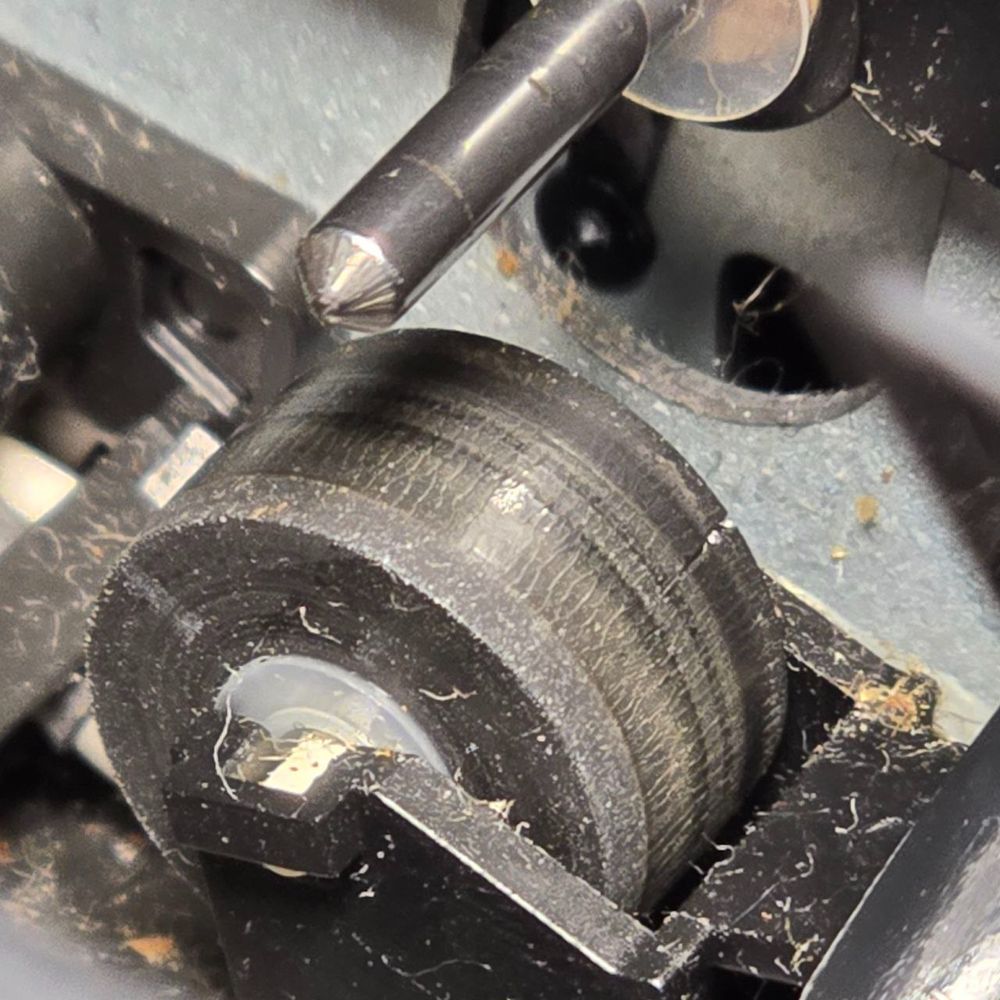Absolutely destroyed pinch-roller inside a yamaha kx-330 tape deck