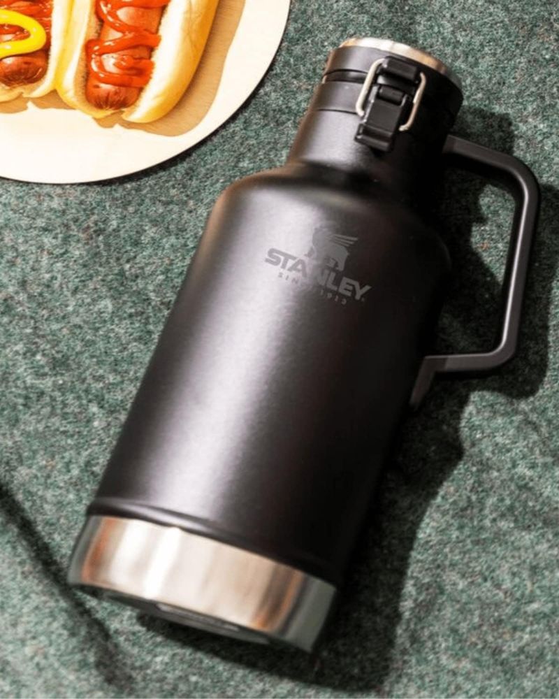 Growler Térmico Classic Stanley Matte Black