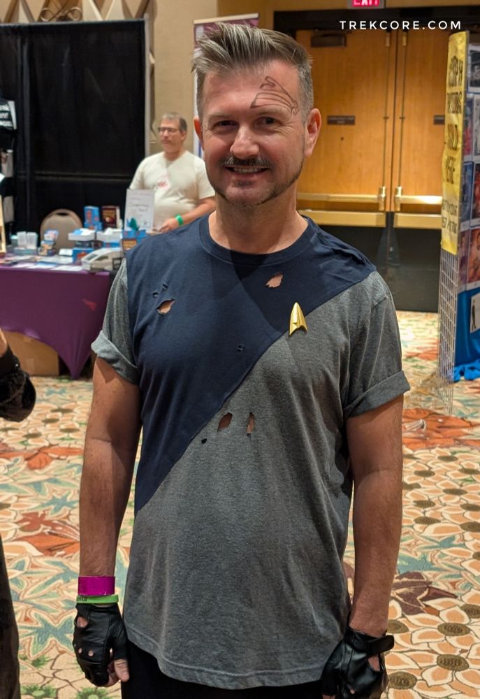 Cosplay as Chakotay from Star Trek Prodigy 