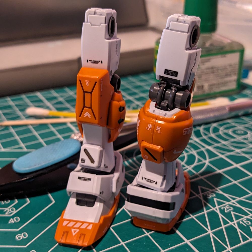 HGUC Powered GM model kit - image shows the front and back leg, highlighting the decal application.