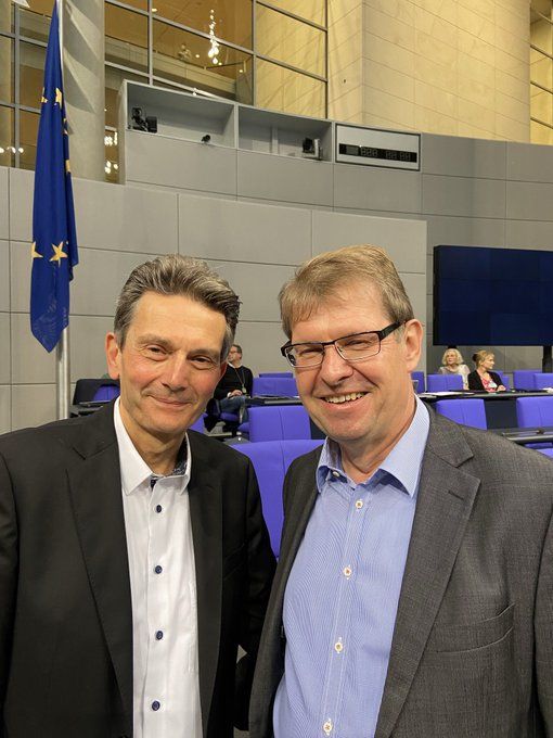 Stegner und Mützenich, der lange Arm des Kremls. 