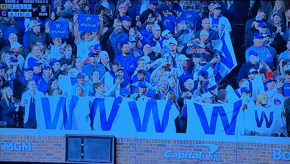 Cub fans fly the W after a 6-0 win against the Brewers moments ago. #GoCubsGo 💙