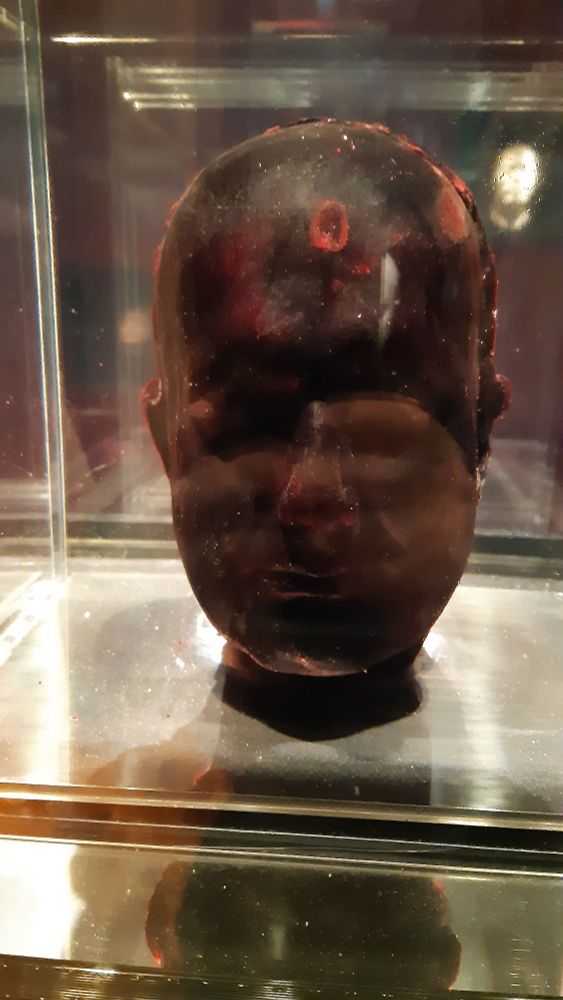 See text in 3rd image for full description