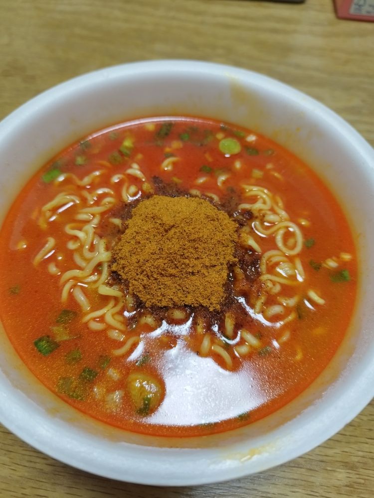 汁さえ飲まなければ辛いもの好きなら完食できる。僕はチーズリゾットにして完飲しました激旨