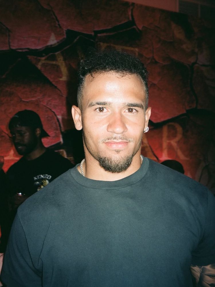 ATL energy hit different.
From the grind to the glow-up, everything feel right out here. Big love to the city that shows love back.
Locked in, leveled up, and living. 🏙️🔥💯
#ATL #SouthernVibes #ChaseBrown #GrindMode.
