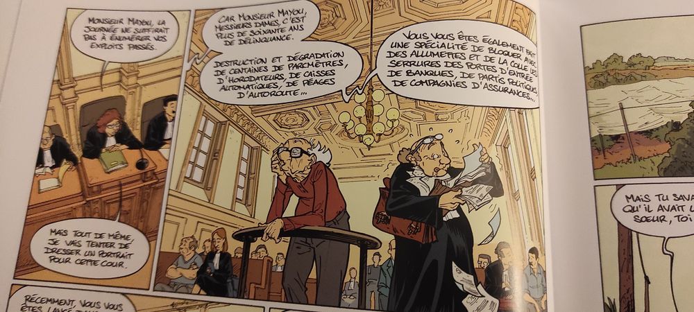 Un extrait de la BD " Les vieux fourneaux", tome 8. Une scène dans un tribunal 