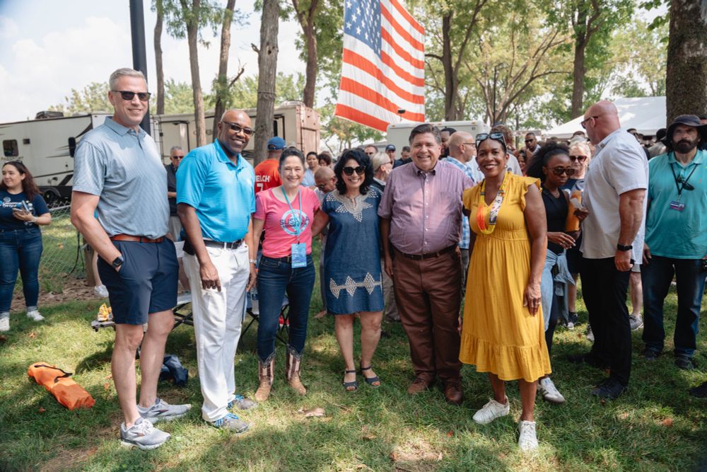 Governor Pritzker and Illinois statewide elected officials smile for a photo.